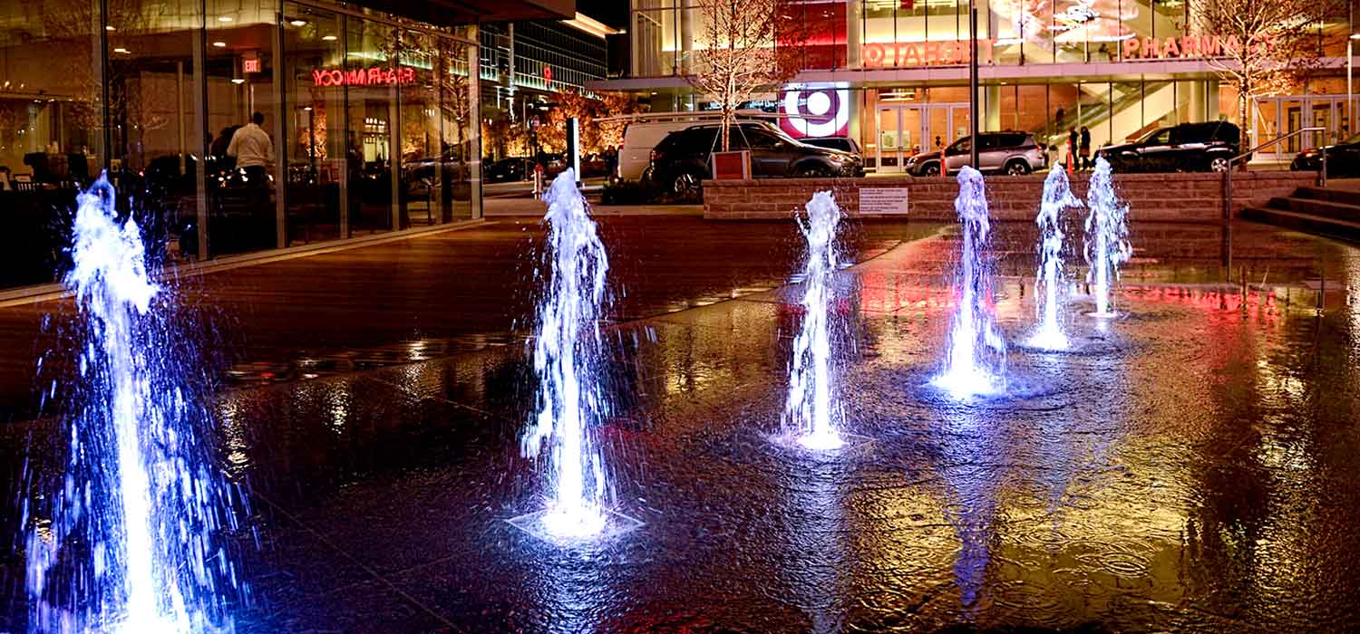 https://mosaicdistrict.com/wp-content/uploads/2014/09/fountain2-banner.jpg